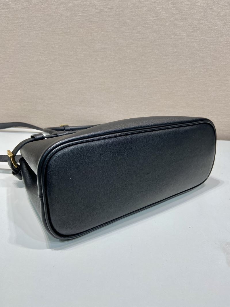 Pra*a top handle bags